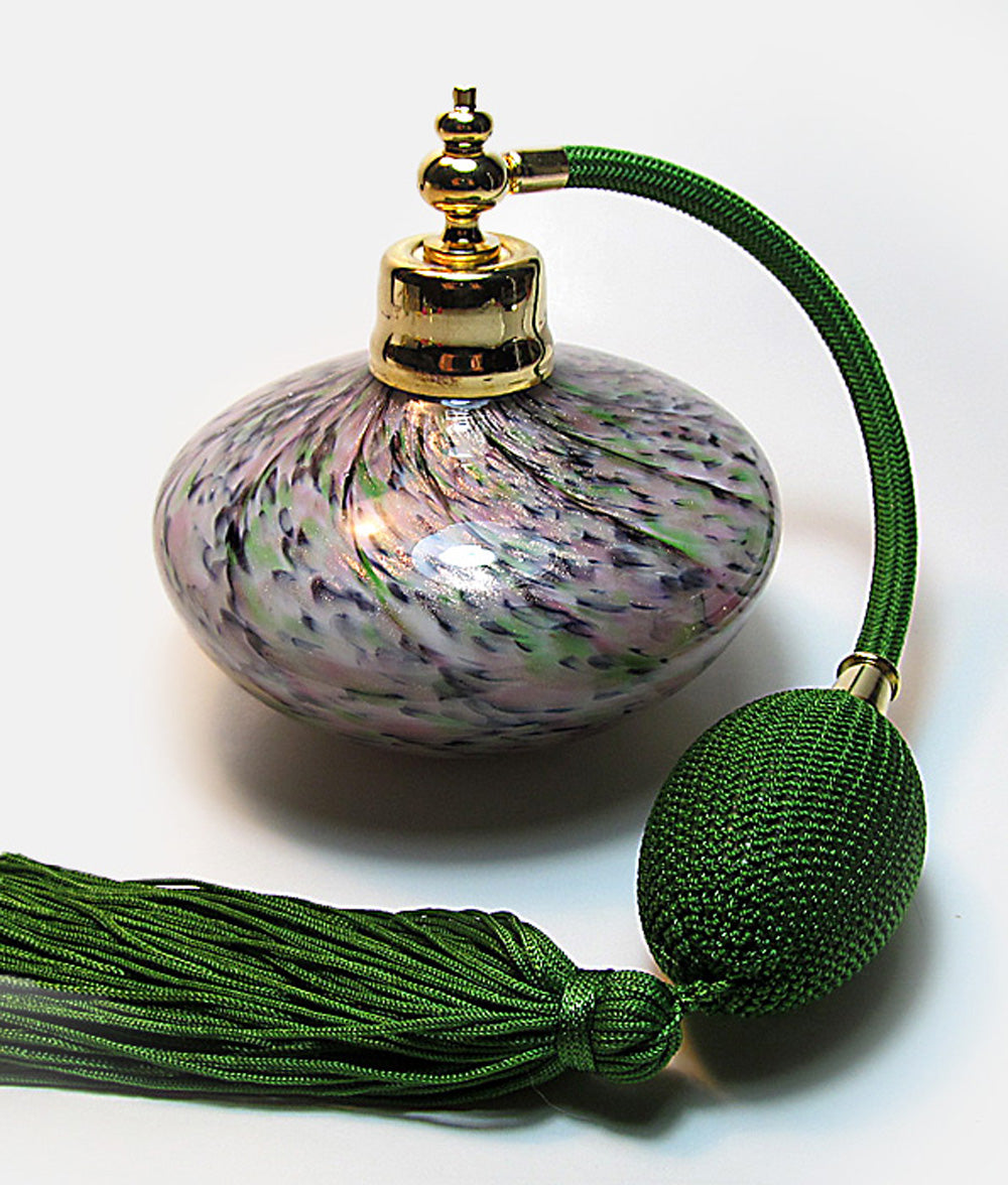 Art hand made perfume atomizer bottle with green bulb and tassel spray mounting