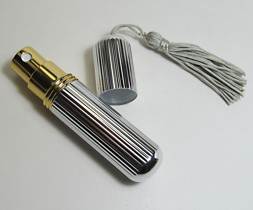 Refillable perfume atomizer