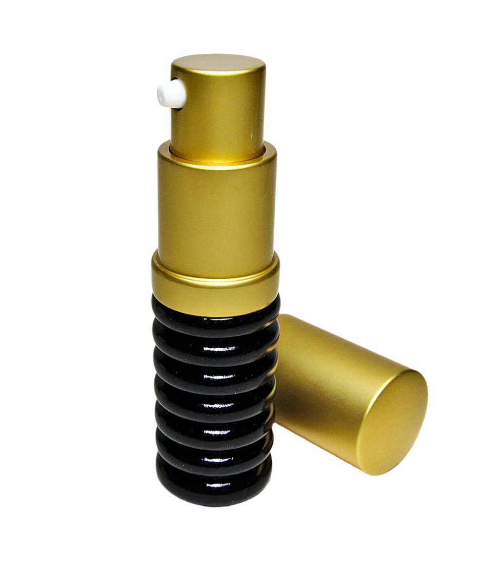 empty fragrance oil bottles