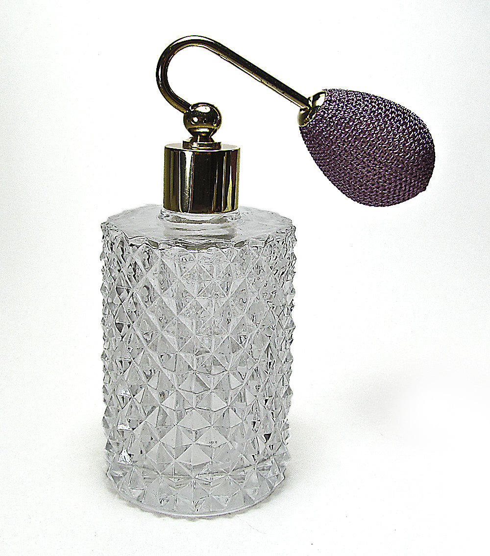 Perfume bottle with bulb sprayer