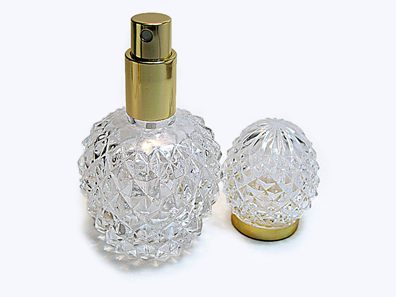 Excellent Crystal Glass Perfume Bottle With Leakage Proof Atomizer Spray Pump and Crystal Glass Over Cap.