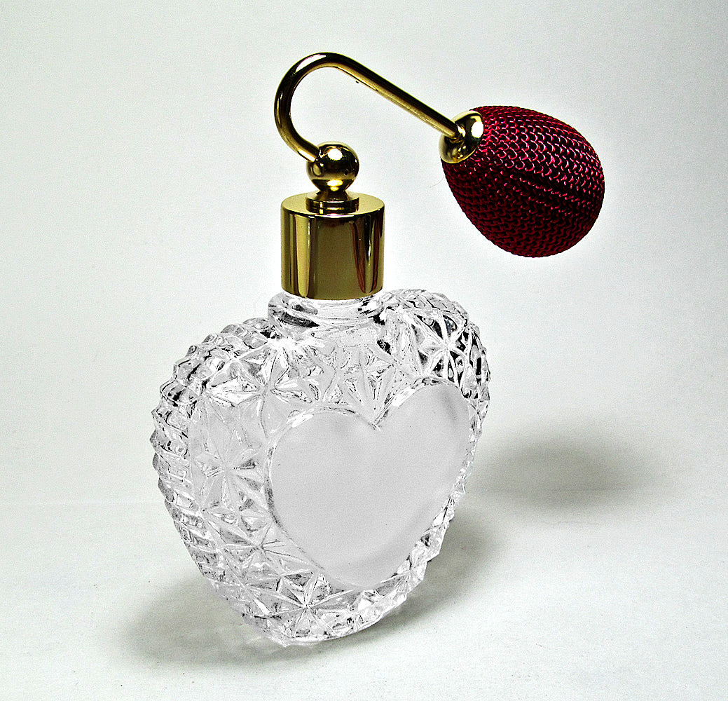 Heart Shape Crystal Glass Perfume Bottle With Bulb Spray Mounting.
