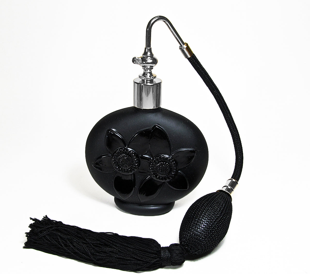 Vintage Black Spray Perfume Bottle With Black Bulb Spray Mounting.