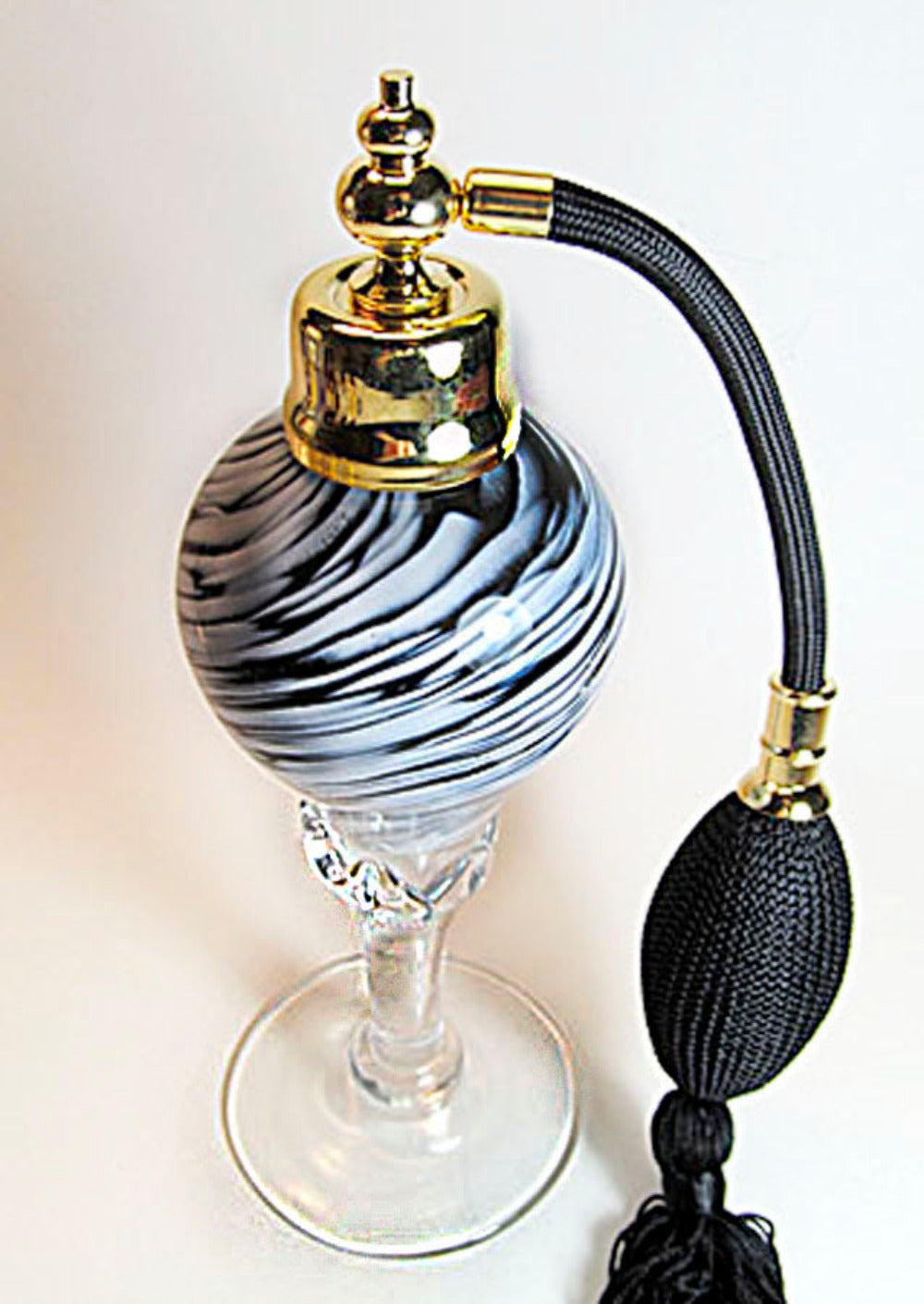 Vintage perfume atomizer