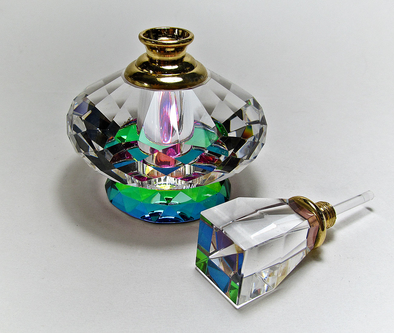 Crystal perfume bottle with stopper
