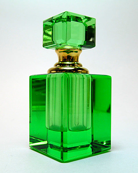 Green Crystal Perfume Bottle With Crystal Stopper And Glass Rod for Perfume And Perfume Oils.