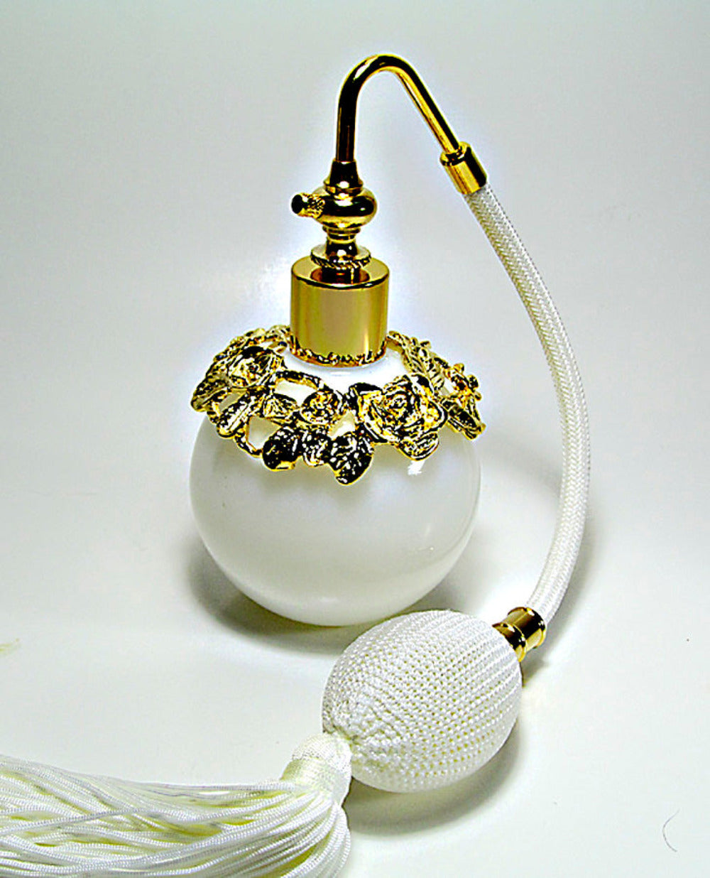 Perfume Opaque Glass Bottle With White Bulb Spray Mounting